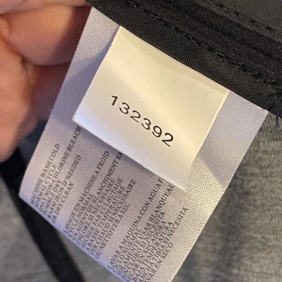 Black windbreaker jacket zip up with gold accents - Picture 12 of 16